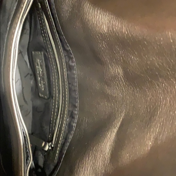 Purse - Picture 2 of 4